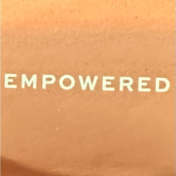 Jaclyn Cosmetics - Liquid Lipstick EMPOWERED - Picture 6 of 6